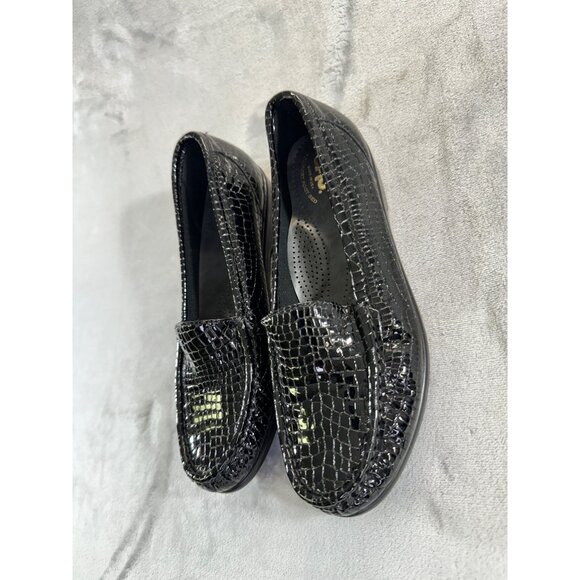 SAS women's size 7.5 M black patent leather comfort slip on loafers Alligator pr - Picture 10 of 16